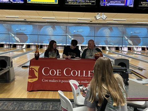 Lucas Dolphin signing his letter of intent to bowl for Coe College as a part of the Class of 2027.