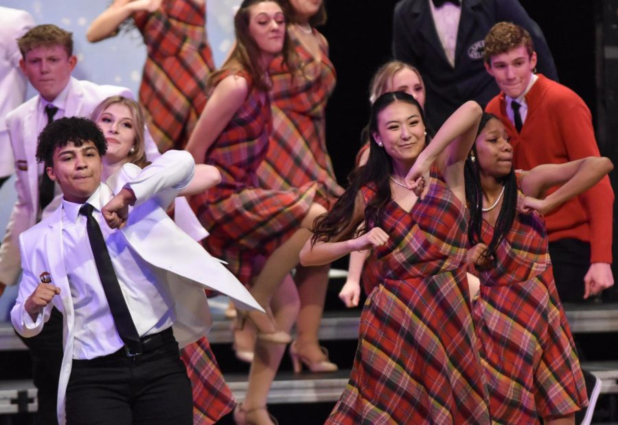 Happiness Inc. dances at Prairie competition.