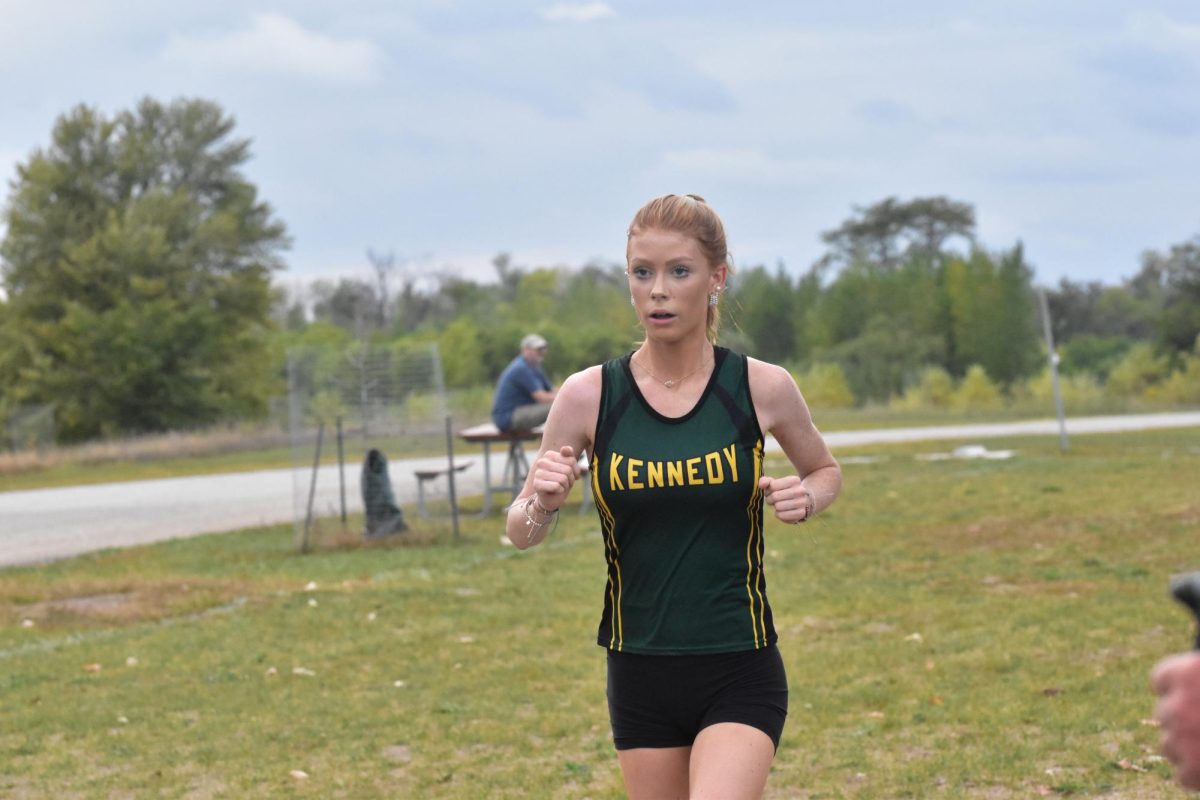 Sophomore Kenzie Cone races for the finish.